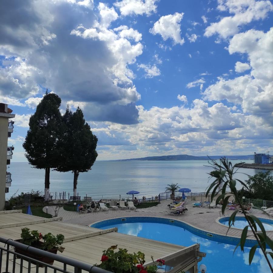 Helios Hotel 巴尔奇克 外观 照片