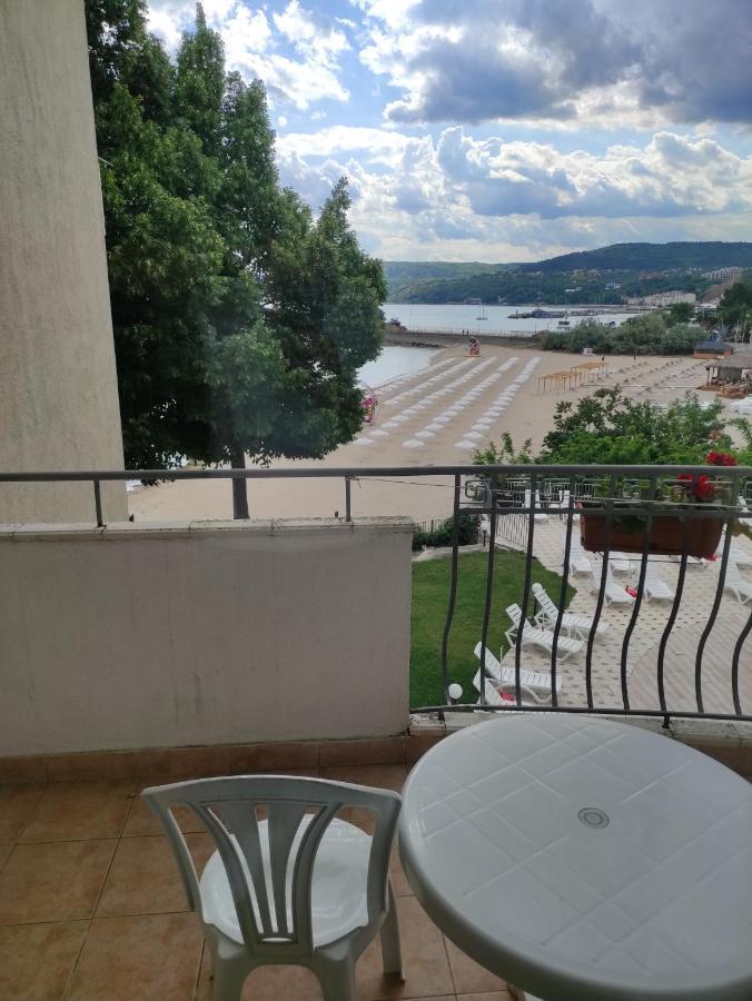 Helios Hotel 巴尔奇克 外观 照片