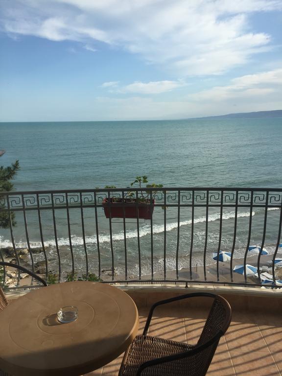 Helios Hotel 巴尔奇克 外观 照片